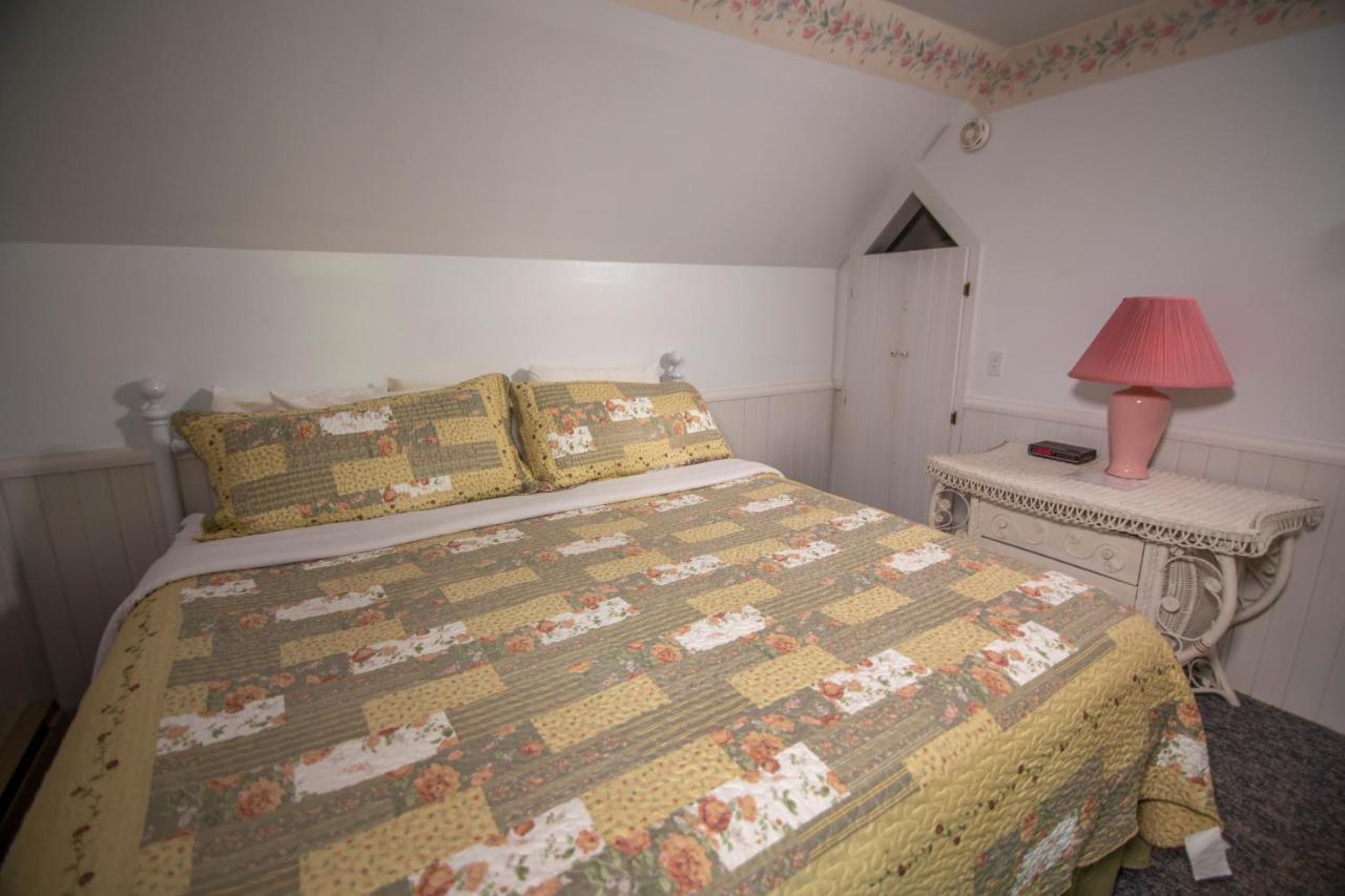 Ridges Inn & Suites Бейлис-Харбор Экстерьер фото