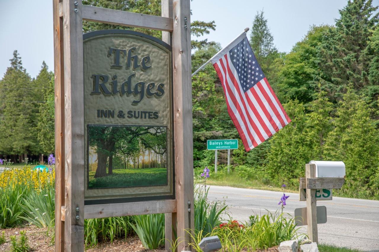 Ridges Inn & Suites Бейлис-Харбор Экстерьер фото